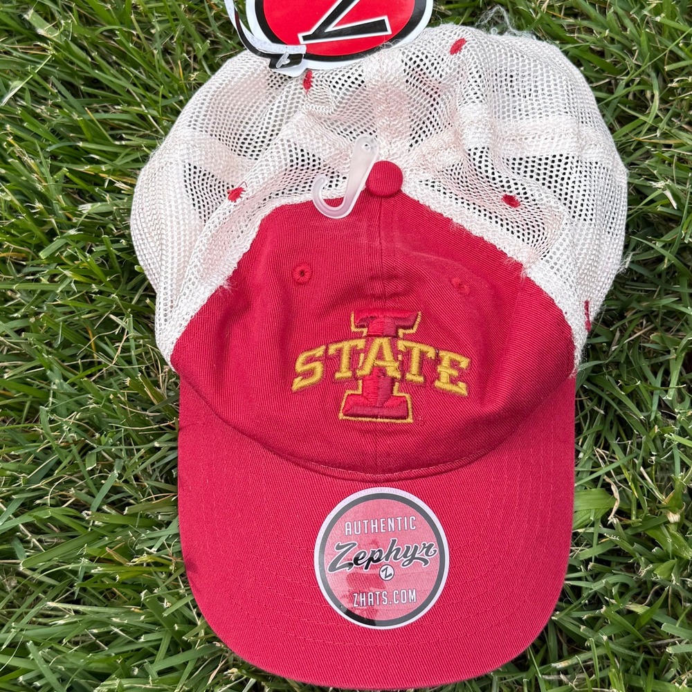 NWT Zephyr Iowa State University Cyclones Trucker Hat Red White Snapback
